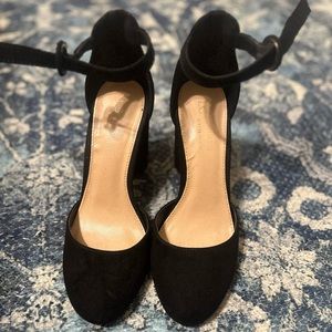 Black Block Heels - Lauren Conrad